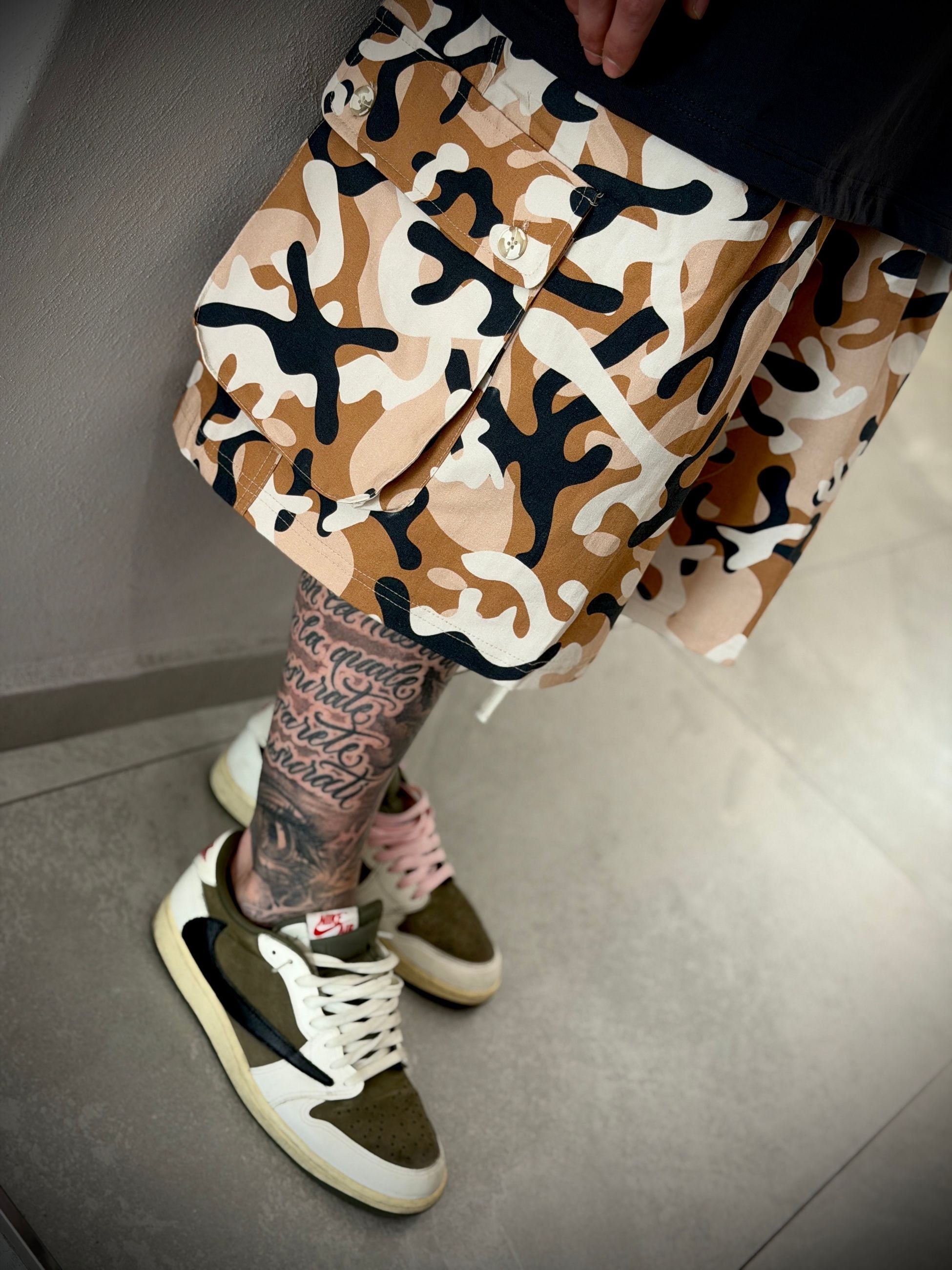 SHORT CARGO 2 -  -