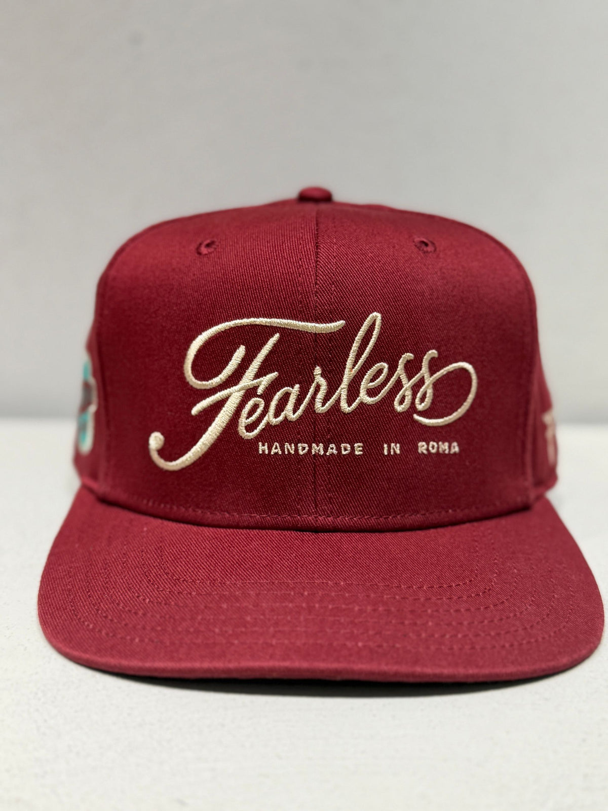 SNAPBACK CAP -  -