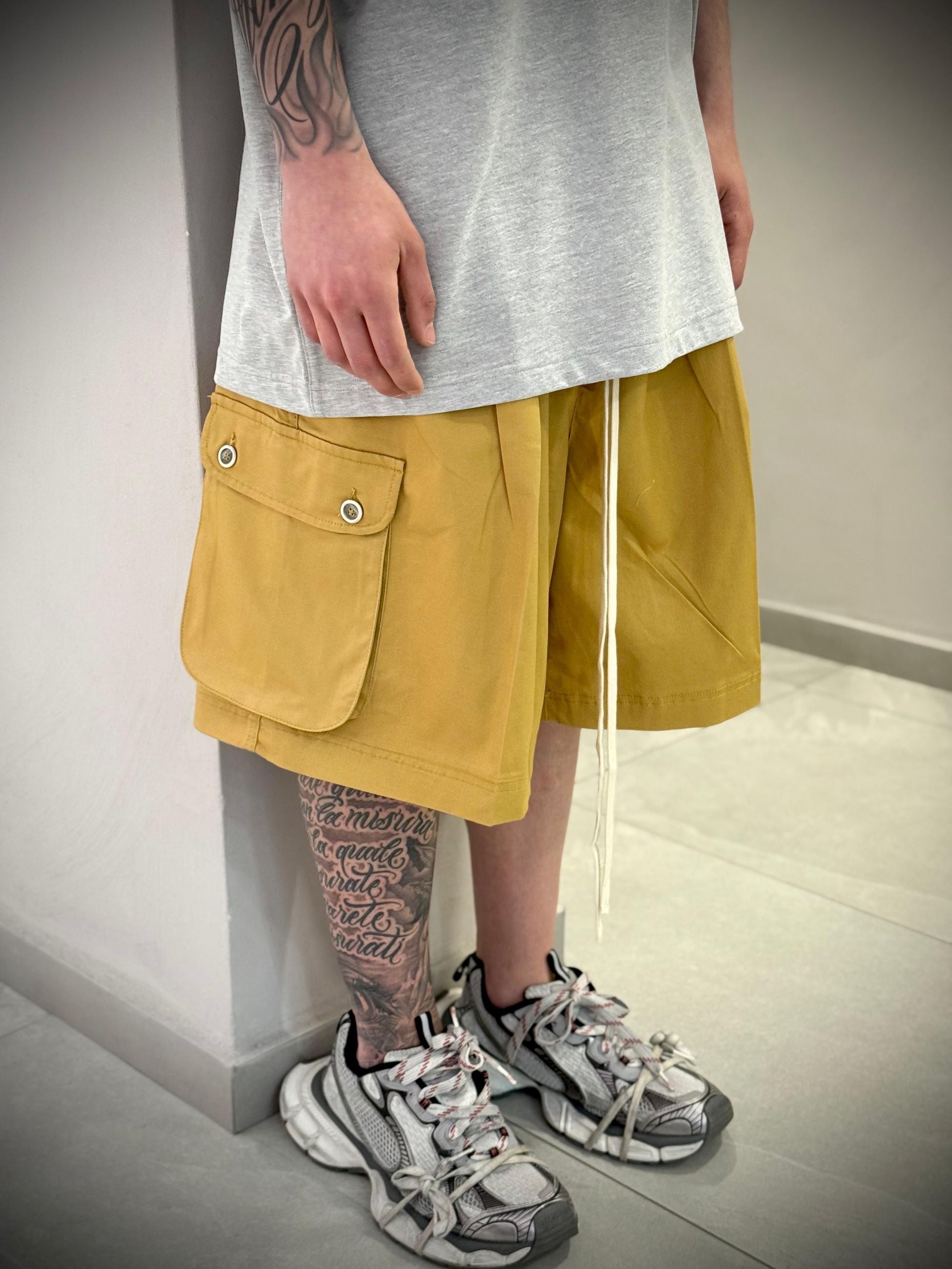 SHORT CARGO 2 -  -