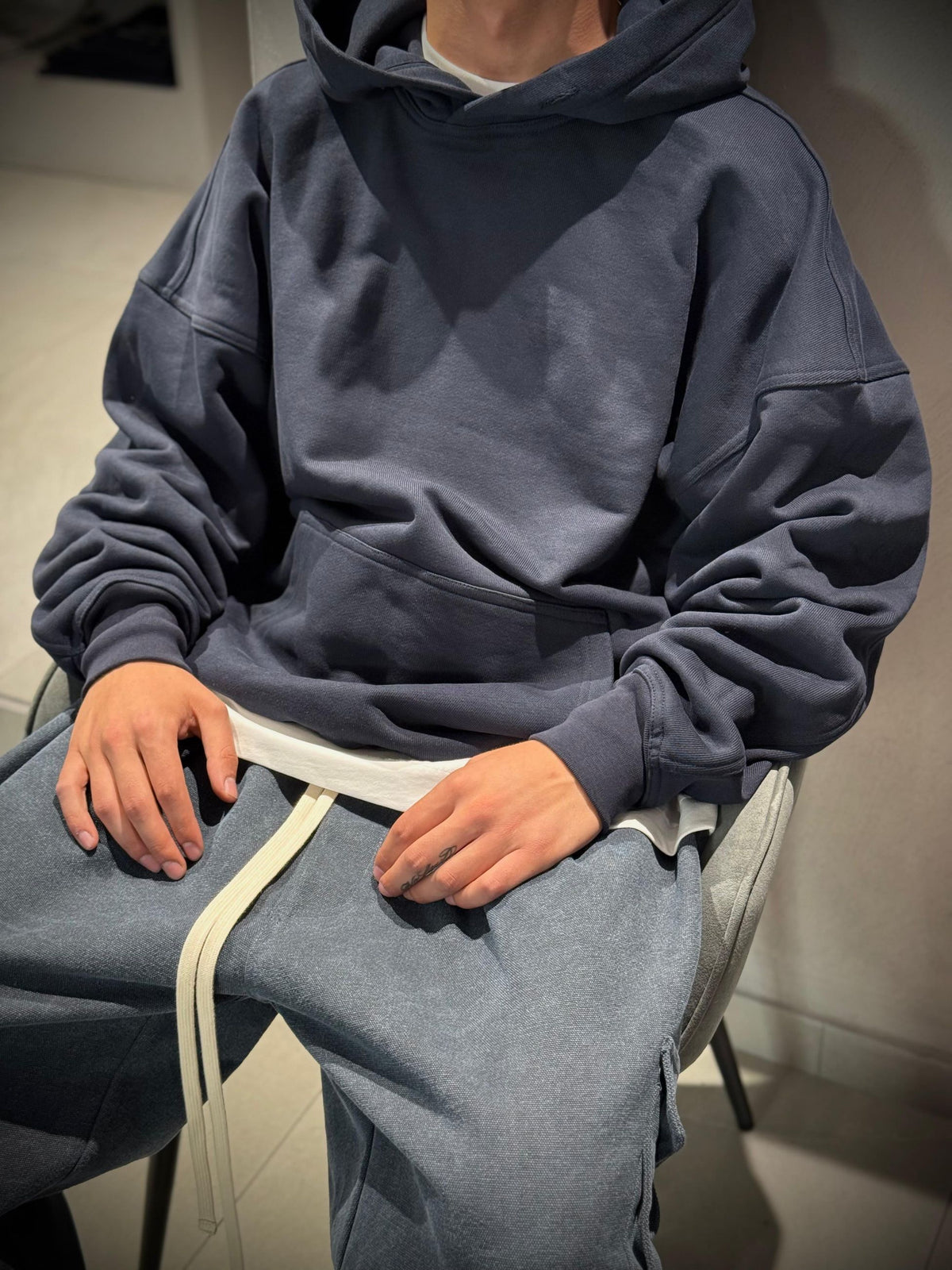 HOODIE2 -  -