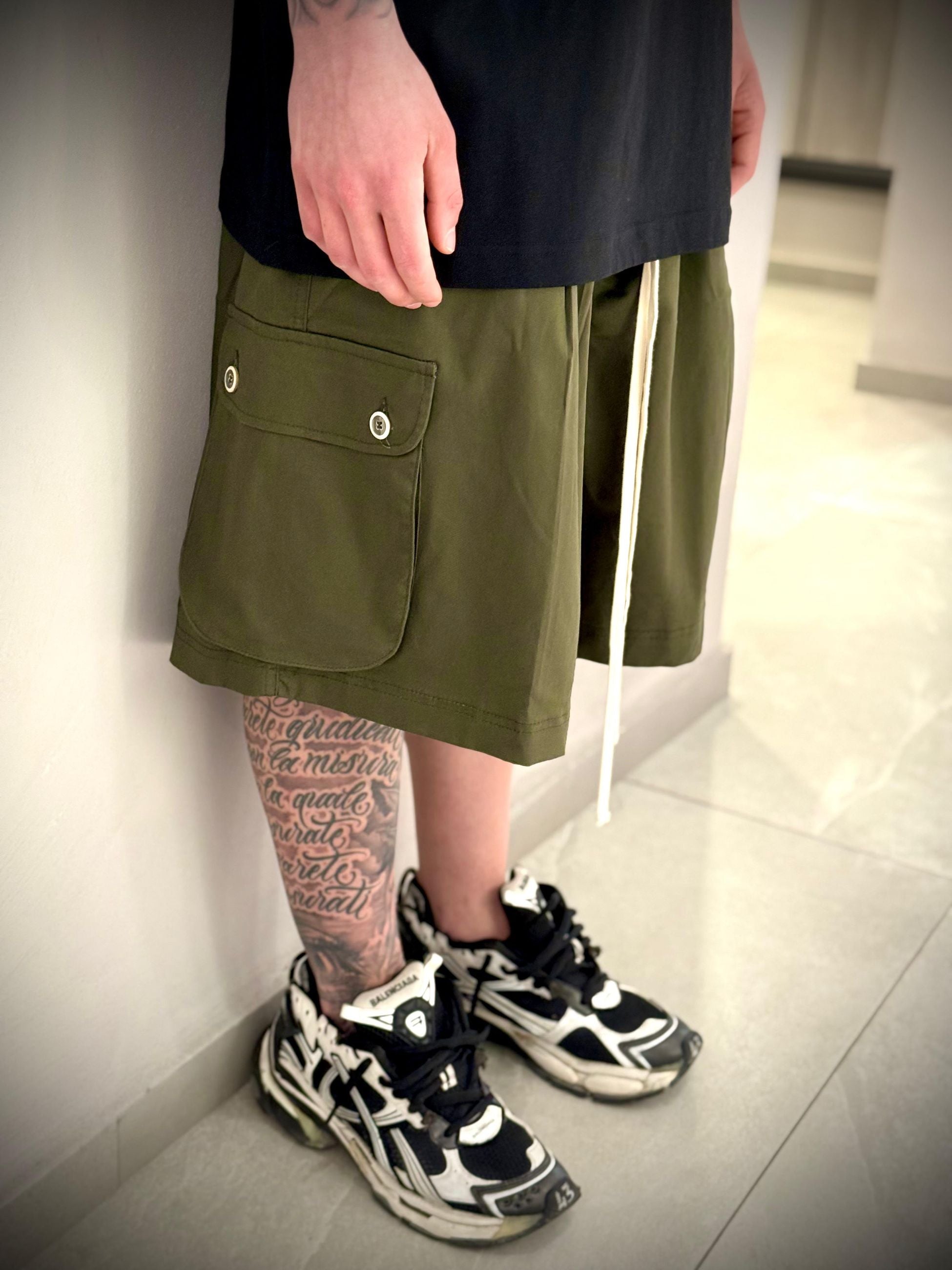 SHORT CARGO 2 -  -