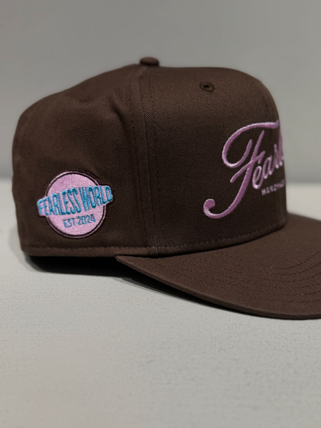 SNAPBACK CAP -  -