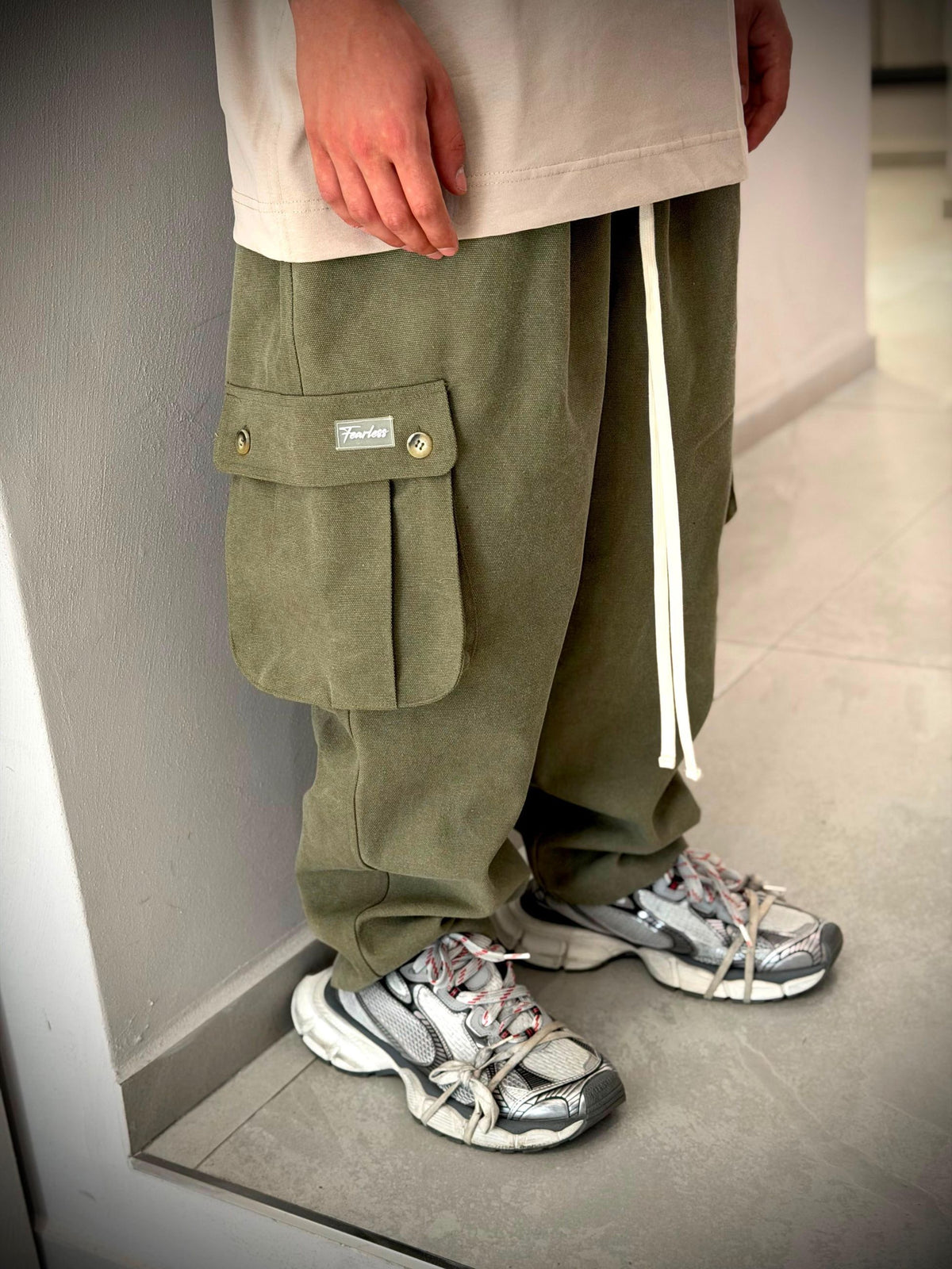CARGO CANVAS -  -