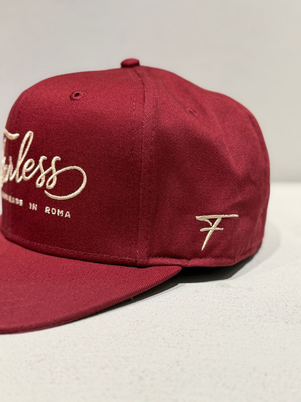 SNAPBACK CAP -  -