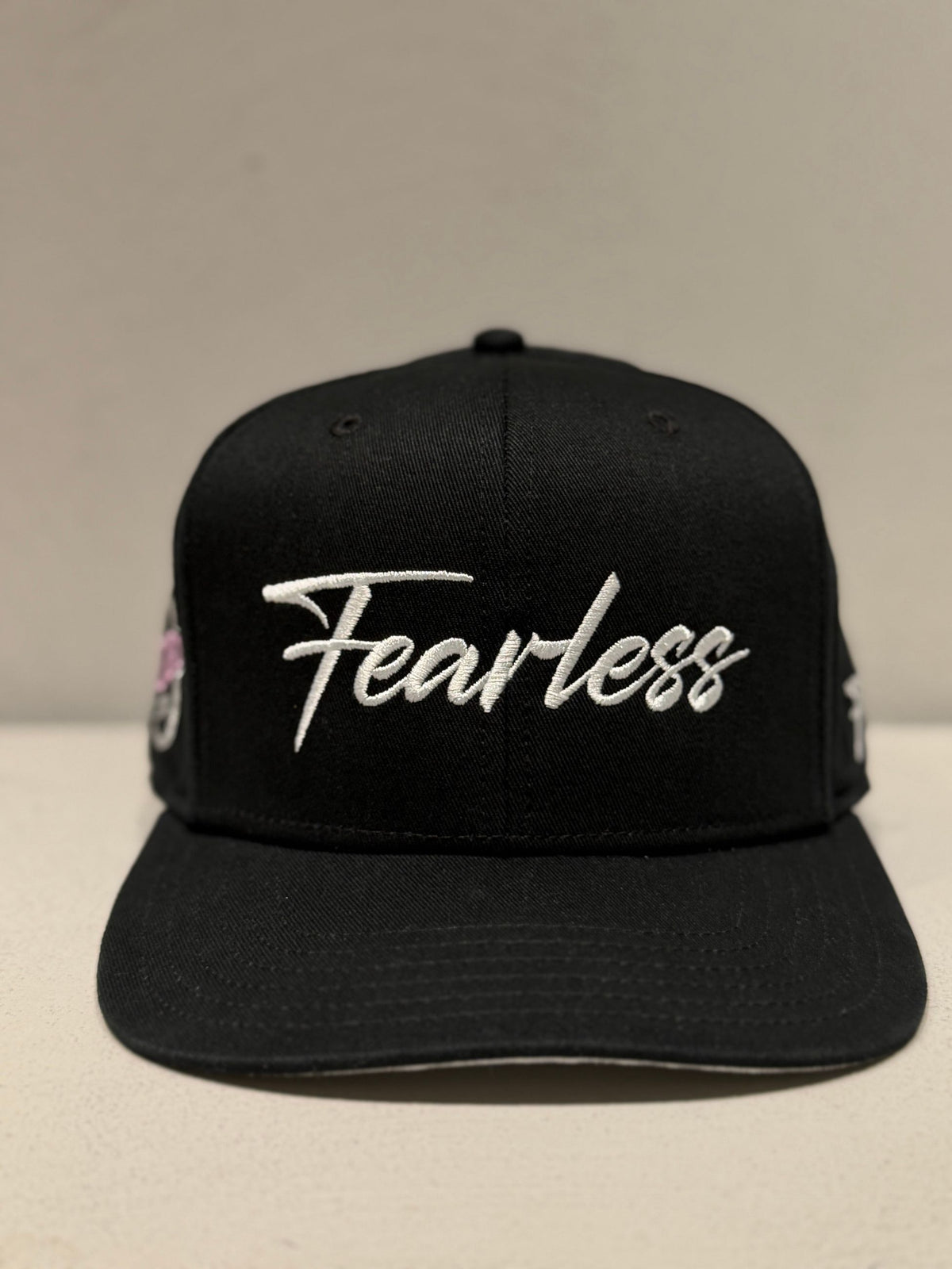 SNAPBACK CAP -  -