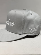SNAPBACK CAP -  -