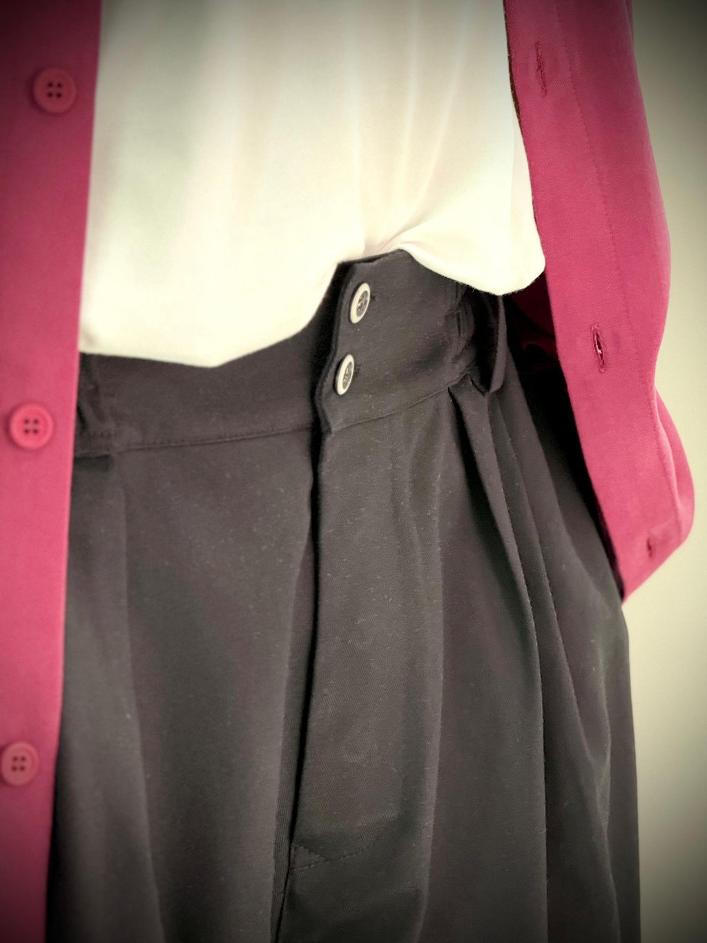 SHORT SUMMER -  -