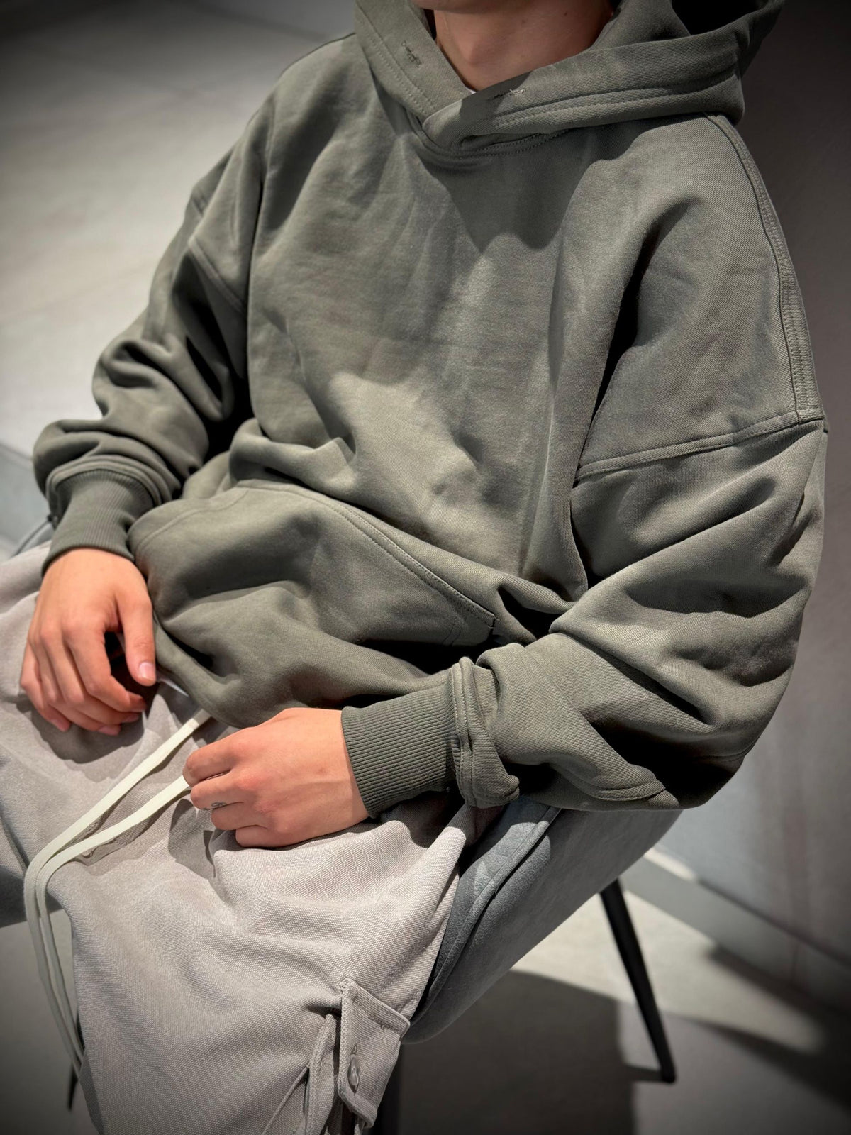 HOODIE2 -  -
