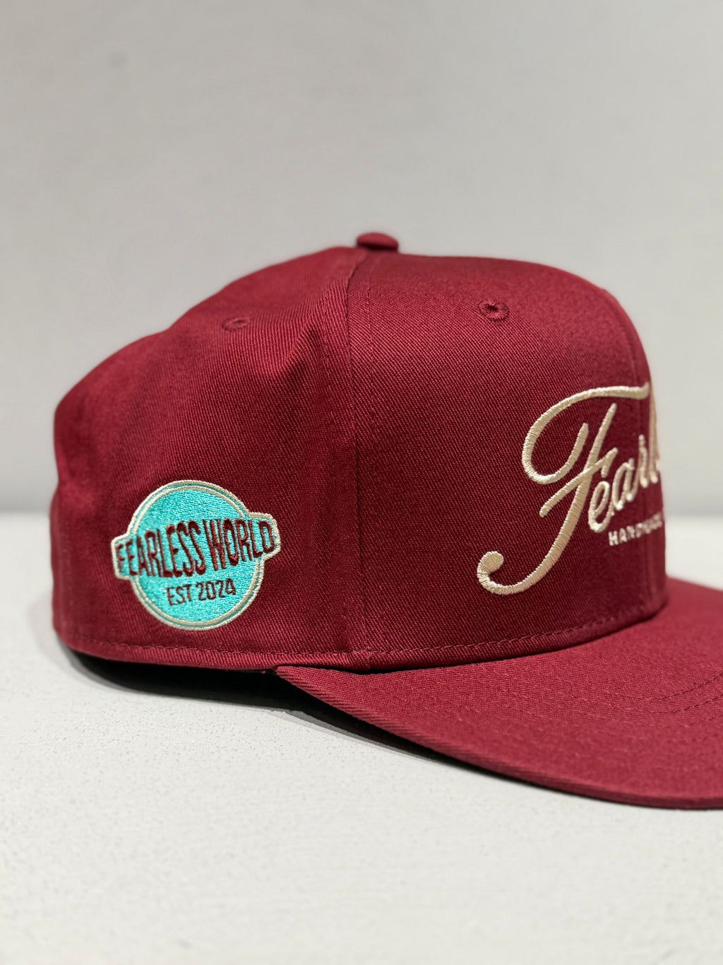 SNAPBACK CAP -  -