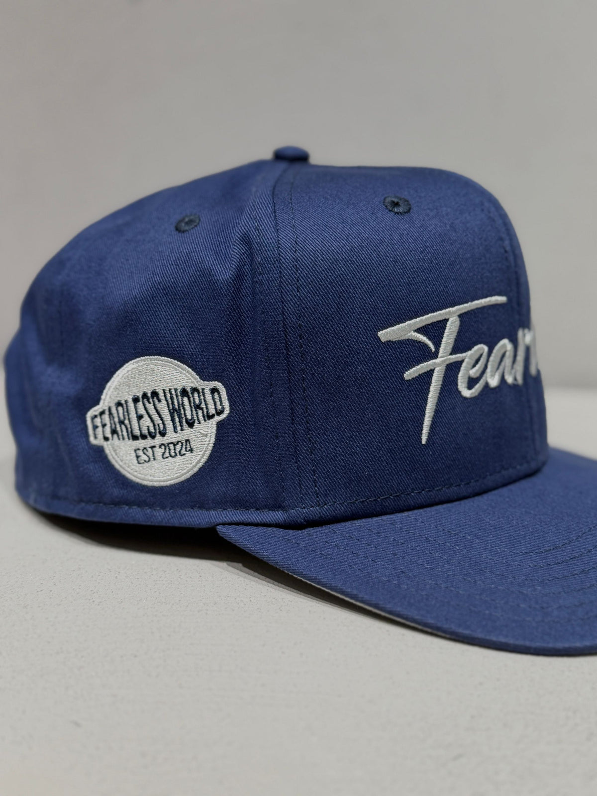 SNAPBACK CAP -  -