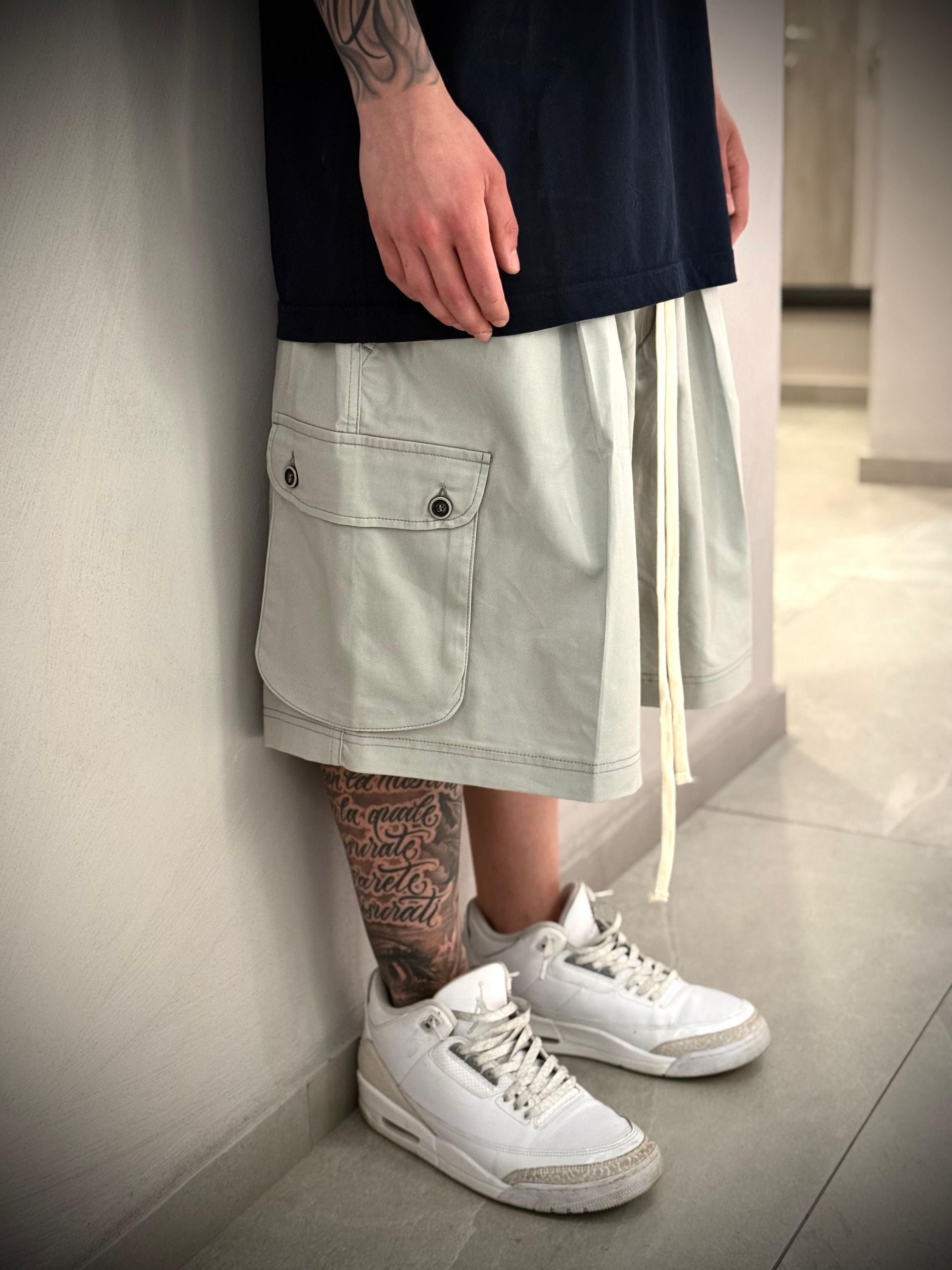 SHORT CARGO 2 -  -