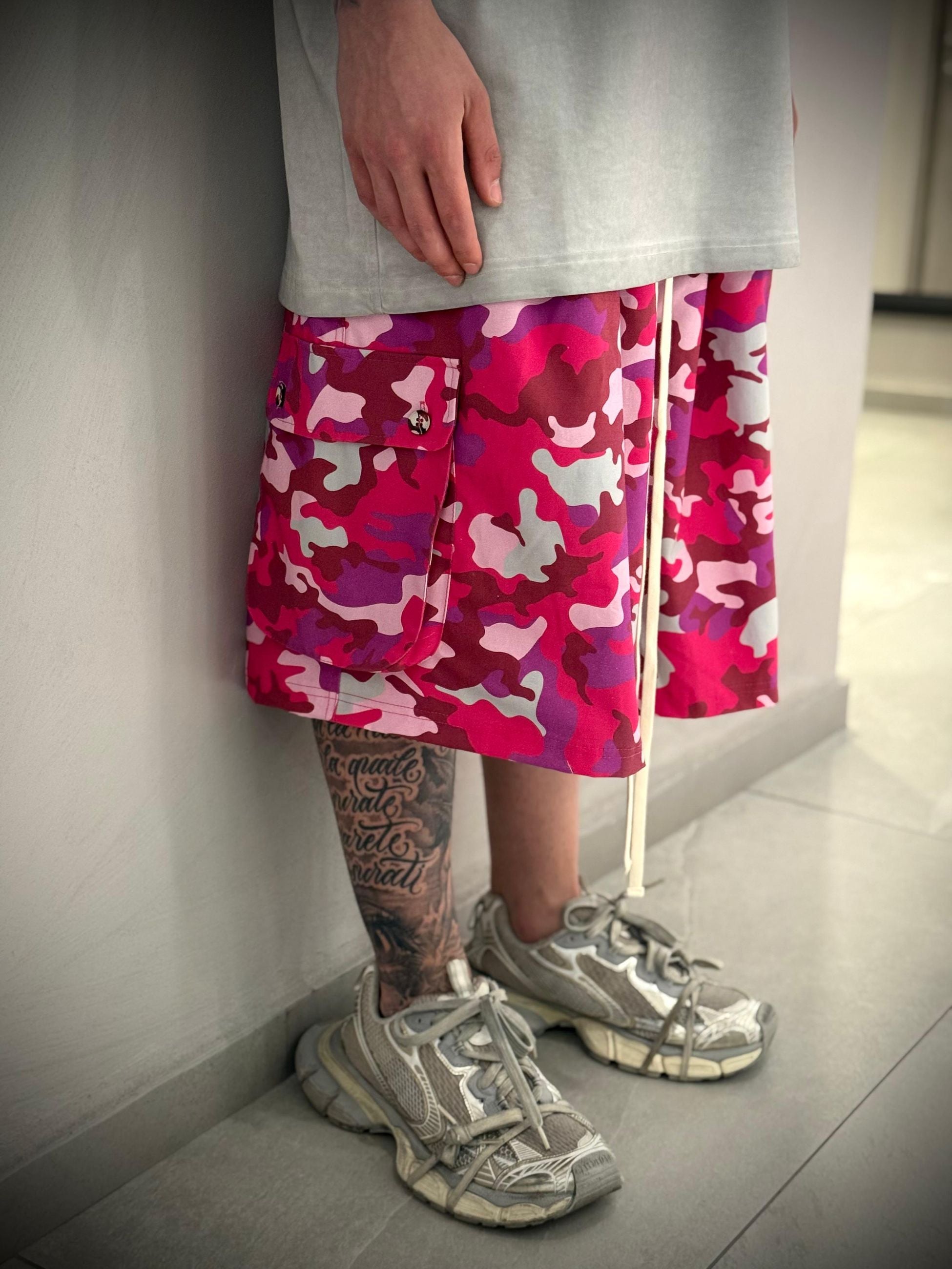SHORT CARGO 2 -  -